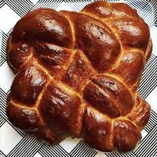 Nyt Cooking On Instagram For Clarkbar S Glossy Gorgeous Olive Oil Challah Recipe Link In Bio Photo Sooty Mangabey Nyt Cooking Food Recipe Link