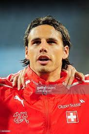 Switzerland Goalkeeper Yann Sommer Sings The National Anthem On 9 Picture Id457045000 683 1024 Goalkeeper Singing The National Anthem National Anthem