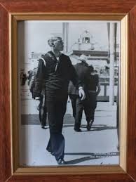 As soon as i heard those cudi hums i knew this song would be heavenly. Uss Arizona The Men Who Survived