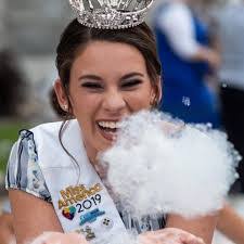 Ann Fenwick's Instagram, Twitter & Facebook