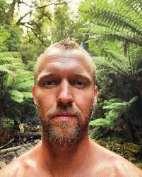 Ben Bewley's Instagram, Twitter & Facebook