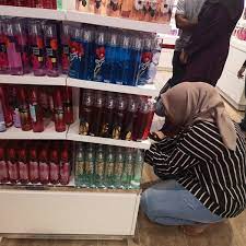 It underwent expansions in 2007 and then later again in 2015. Bath Body Works Bandar Sunway Selangor