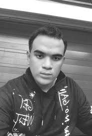 IM 18 YEARS OLD LOOKING DADDY!