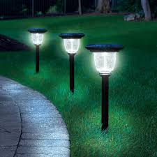The Best Solar Walkway Light Hammacher Schlemmer Solar Lights Walkway Walkway Lighting Solar Lights Garden