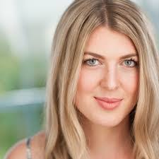 Hannah Pederson's Instagram, Twitter & Facebook