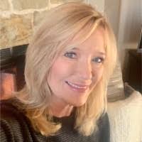 Karen Hornick's Instagram, Twitter & Facebook