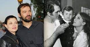 Check spelling or type a new query. Tzenh Kazakoy H Eggonh Ths Karezh Fwtografizetai Agkalia Me Ton Pappoy Ths Kai Entypwsiazei Me Thn Omorfia Ths