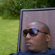 michael mako (@kaolamako)