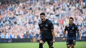 Lafc continued their fine form by blitzing sporting kc as chicago fire capitalised on their numerical advantage against atlanta united. 60n5rvhccdxdbm