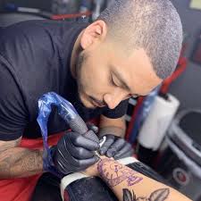 We would like to show you a description here but the site won't allow us. Skin Deep Studio Tattoos Home Facebook