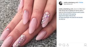 Those of you who are following the fashion and are aware of all the recent beauty trends probably already heard about the notion of dip powder nails. Dip Powder Vs Gel What S The Difference