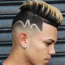 Femme cheveux portrait modèle femmes maquillage jeune fille fashion la mode coiffure. Coupe Garcon 80 Superbes Idees De Coiffure Pour Les Jeunes Messieurs Coiffure Ado Coiffure Ado Garcon Coupe De Cheveux