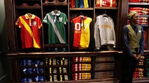 Quality Quidditch Supplies At The Wizarding World Of Harry Potter Diagon All Wizarding World Of Harry Potter Harry Potter Universal Harry Potter Diagon Alley