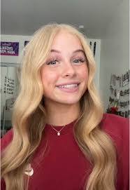 Madelyn Foster's Instagram, Twitter & Facebook