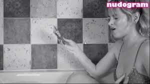 Camille LV  CamilleLvqu  camille_lvqu  camillelovesboats Nude Leaks  OnlyFans Photo 16 - Nudogram v2.1