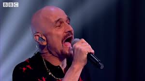 James 'Sit Down' Live Performance