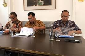 It is the capital of the west manggarai regency (kabupaten manggarai barat), one of the eight regencies which are the major administrative divisions of flores. Gaji Pt Wings Labuan Bajo Diplomat Indonesia Dukung Pengembangan Potensi Wisata ØªØ­Ù…ÙŠÙ„ Ø·Ø§Ø¨Ø¹Ø©hp 125 ØªØ­Ù…ÙŠÙ„ Ø·Ø§Ø¨Ø¹Ø©hp 125 Soulofmary