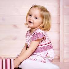 haarschnitt madchen feines haar bob kinnlang blond 3 jahre frisur kinder madchen kinderhaarschnitte bob frisur kind