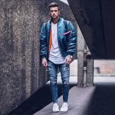 Wear suede bomber jackets for stylish, unique looks. 35 Stylish Ways To Wear A Bomber Jacket With Images