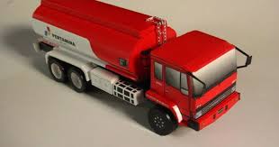 Pertamina Oil Truck Papercraft