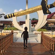 Maps.me harita ve konum dizininden aşağıdaki seçimi yaptınız: Dataran Keris Other Great Outdoors In Alor Gajah