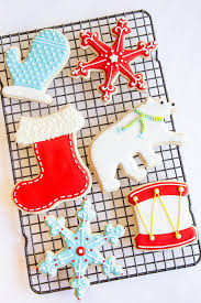 I need ideas on how to decorate cookies for a wedding. How To Decorate Holiday Cookies Williams Sonoma Taste