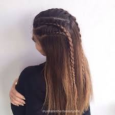 Incorporate and rock your frizz with tons of hairstyles for frizzy hair, because as luck would have it, there are stylish ways to do so without looking dated or stuck in the '80s. 15 Gorgeous Hairstyles For Thin Hair More Long Thin Hair Hairstyles For Thin Hair Thin Fine Hair