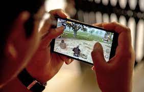 Thanh Nien 27 Tuổi đột Tử Vi đau Tim Khi Chơi Pubg Mobile