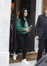 Demi Lovato Leaving Her Hotel In Barcelona Demi Lovato Style Outfits Demi Lovato Style Plus Size Winter Outfits