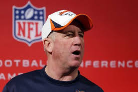 John Fox's biggest decision of the year was playing golf