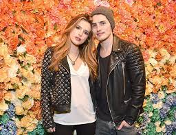 More images for bella thorne e gregg sulkin » Bella Thorne Hung Out With Her Ex Gregg Sulkin And Fans Are Here For It
