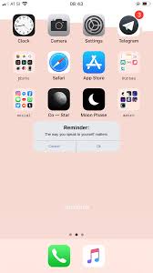 Ios 13 Wallpaper Bug White Streak On Top Apple Community