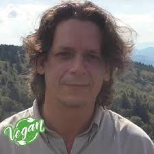 Sean Waring (@rocksean1) • Threads, Say more