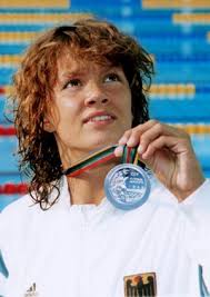 Ein interview aus unserer rubrik „ish aktuell interview haben wir noch! Schwimmen Die Olympische Geschichte Der Franziska Van Almsick Sport Faz