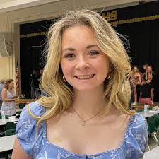 Lily Fleming's Instagram, Twitter & Facebook