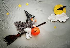 There are some ways to diy thanksgiving baby announcement ideas as you'll bring a customized onesie or pass around an ultrasound framed with fall decor, or you can also use your thanksgiving baby announcement as a dinner decoration. Halloween Pictures Ideas Kristen Duke Photography