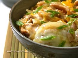 Oyako Donburi A Traditional Japanese Dish Donburi Recipe Japanese Dishes Oyako Donburi Recipe