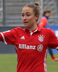 Robert lewandowski und seine frau anna kamen 2007 zusammen und sind seit 2013 verheiratet. Gina Lewandowski Wikipedia