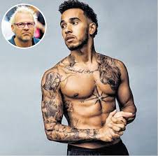 Lewis hamilton goes shirtless showing off his tattoos in a tommy hilfiger image. Formel 1 Ex Formel1 Weltmeister Jacques Villeneuve Atzt Gegen Lewis Hamilton Express De