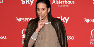 Yo soy quien habla ahah ¿cómo estás? Splitterfasernackt Jorge Gonzalez Extrem Freizugig Desired De
