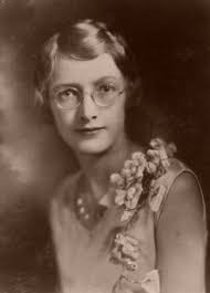 Julia Elizabeth (Tolbert) McCall MFA (1911-1978)