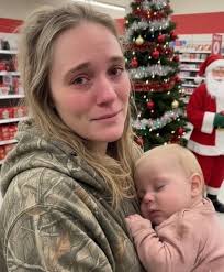 I paid for baby formula for a struggling mom of three — the next day, a  soldier knocked