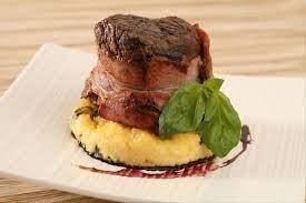 recette de tournedos de boeuf au lard fume galet de polenta au basilic et tomates confites facile recept eten