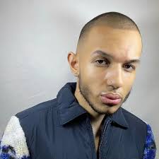 Sam Ryding (@samvonryding) 正在直播- TikTok 直播