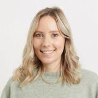 Jessica Hodgson's Instagram, Twitter & Facebook