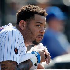 What should the New York Mets do with Dominic Smith?