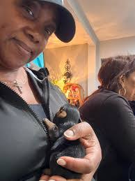 Veronica Simon's Instagram, Twitter & Facebook