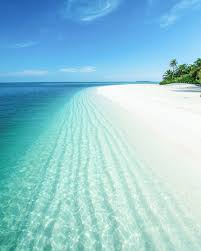 A chain of 1190 coral islands scattered across the experience true indulgence at #heritanceaarah beach villa. The Maldives Islands Maldives Photo Shimahphotos Nichegetaways Clear Blue Waves Island Beaches Won Maldives Island Beautiful Beaches Beautiful Islands