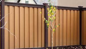Rumah bagian depan, terutama bagi anda yang tinggal diperumahan, merupakan perwakilan dari desain kombinasi warna cat rumah minimalis hijau. Kombinasi Warna Cat Pagar Rumah Minimalis Yang Elegan Blog Qhomemart