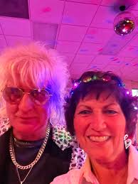 What a whirlwind week it was. Bruce and I took a quick trip to Punta Gorda  Fl. Monday night to celebrate our 49th wedding anniversary, and our  Brother- in-love's birthday!! Quality pool